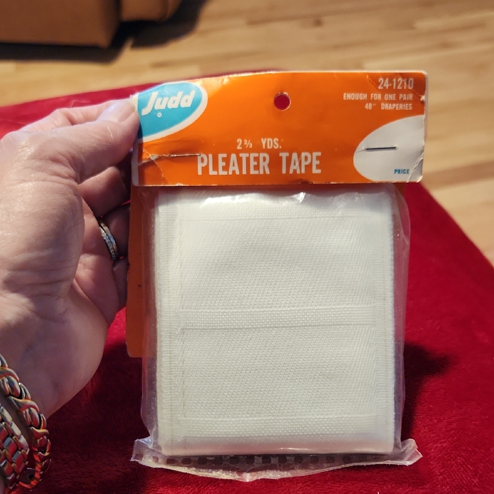 Judd Pleater Tape in White